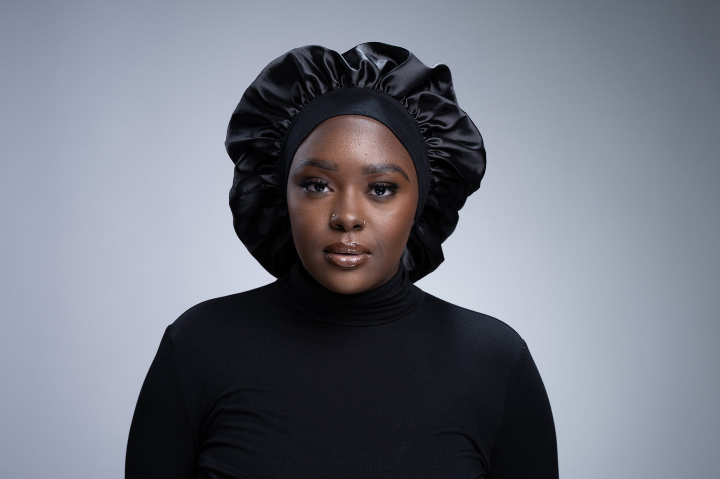 Bonnet en Satin de Nuit – Protection & Rétention de Longueur