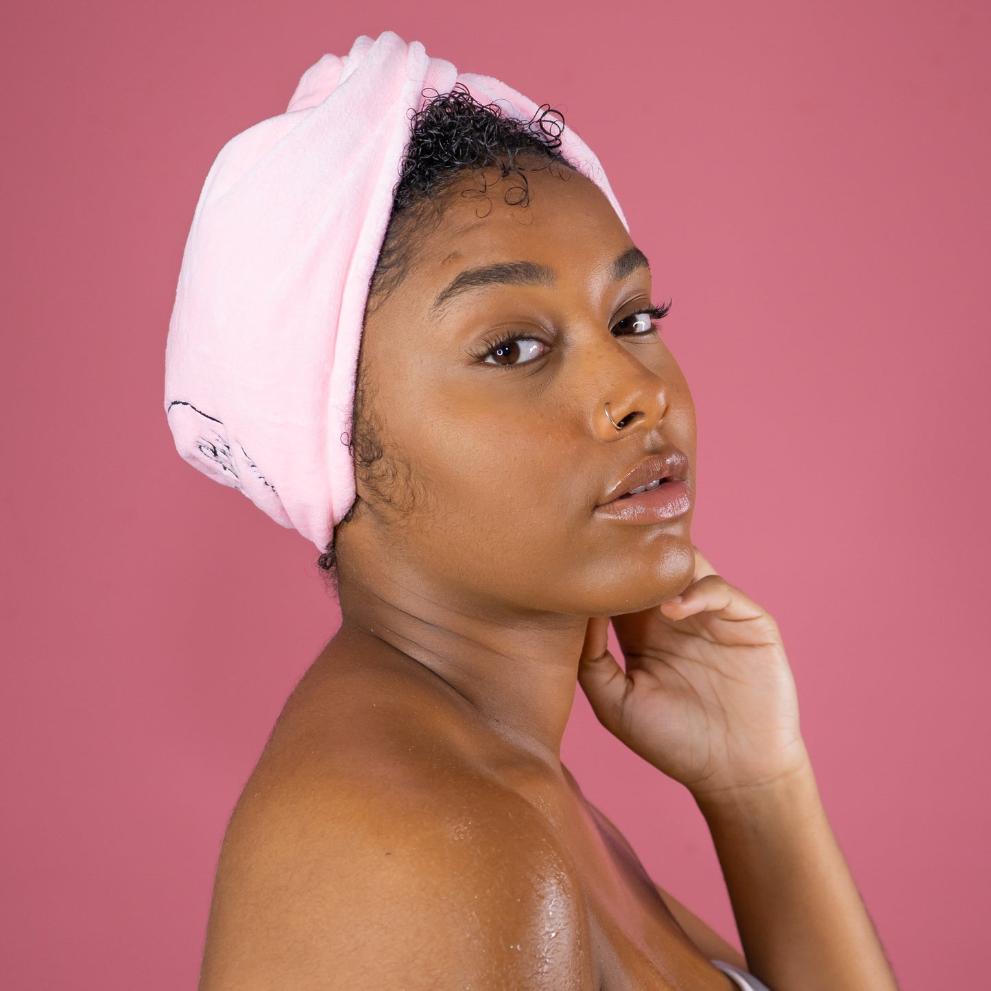 Serviette en Microfibre – Séchage Doux & Anti-Casse